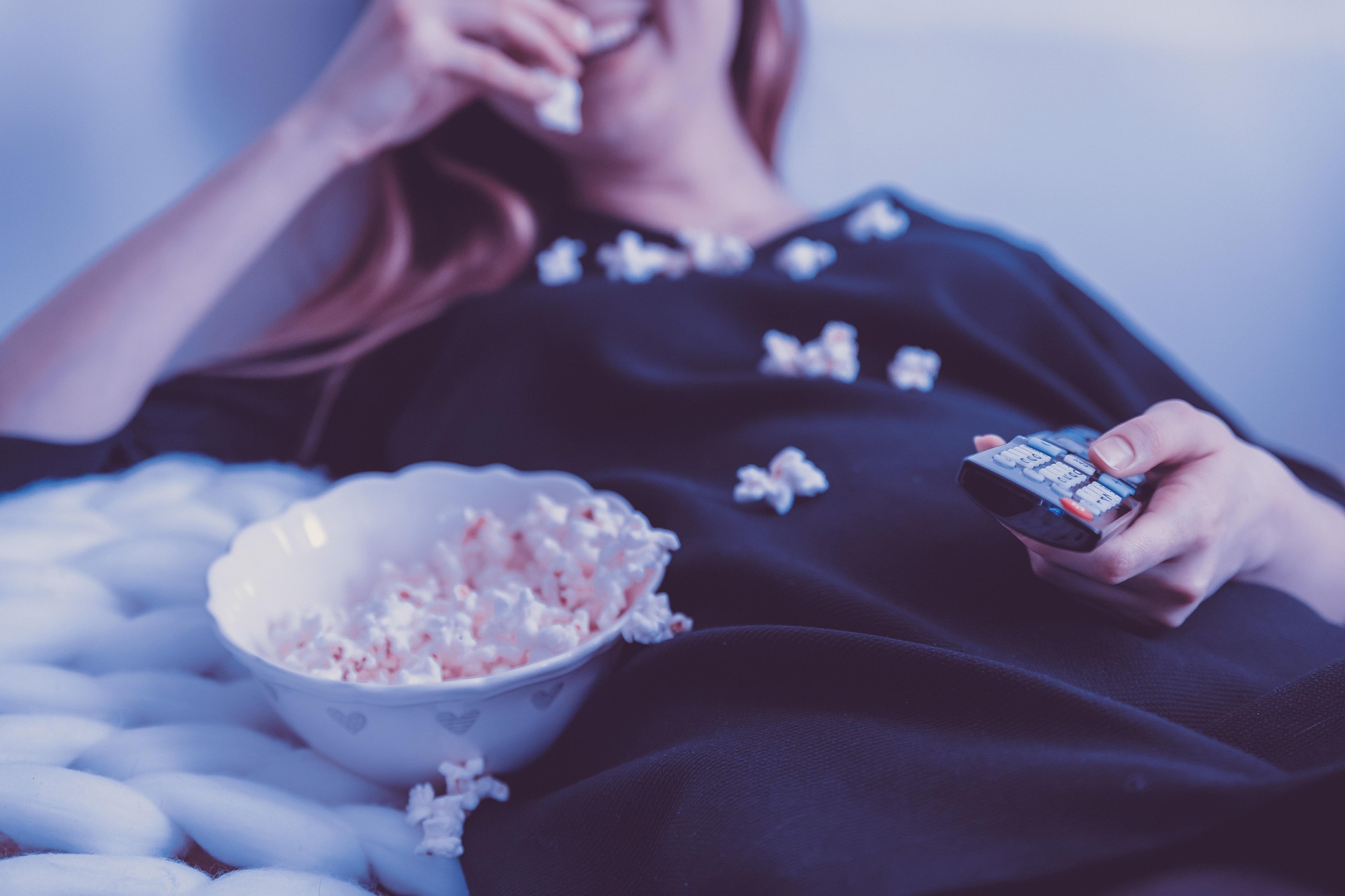 Lifestyle photo for late night snacking and evening cravings.